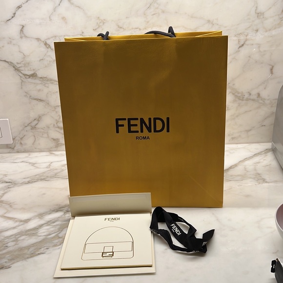 Fendi Shopping Bag & Ribbon & Card - Picture 4 of 8